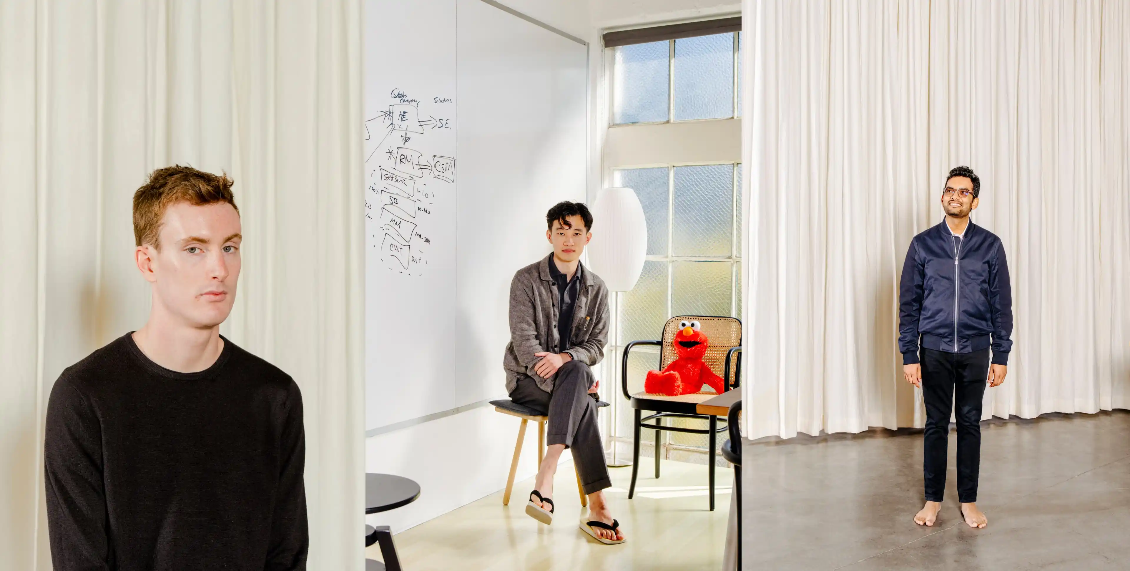 Notion 有个不穿鞋的政策。上图是创始人 ：SIMON LAST 、IVAN ZHAO 和 AKSHAY KOTHARI