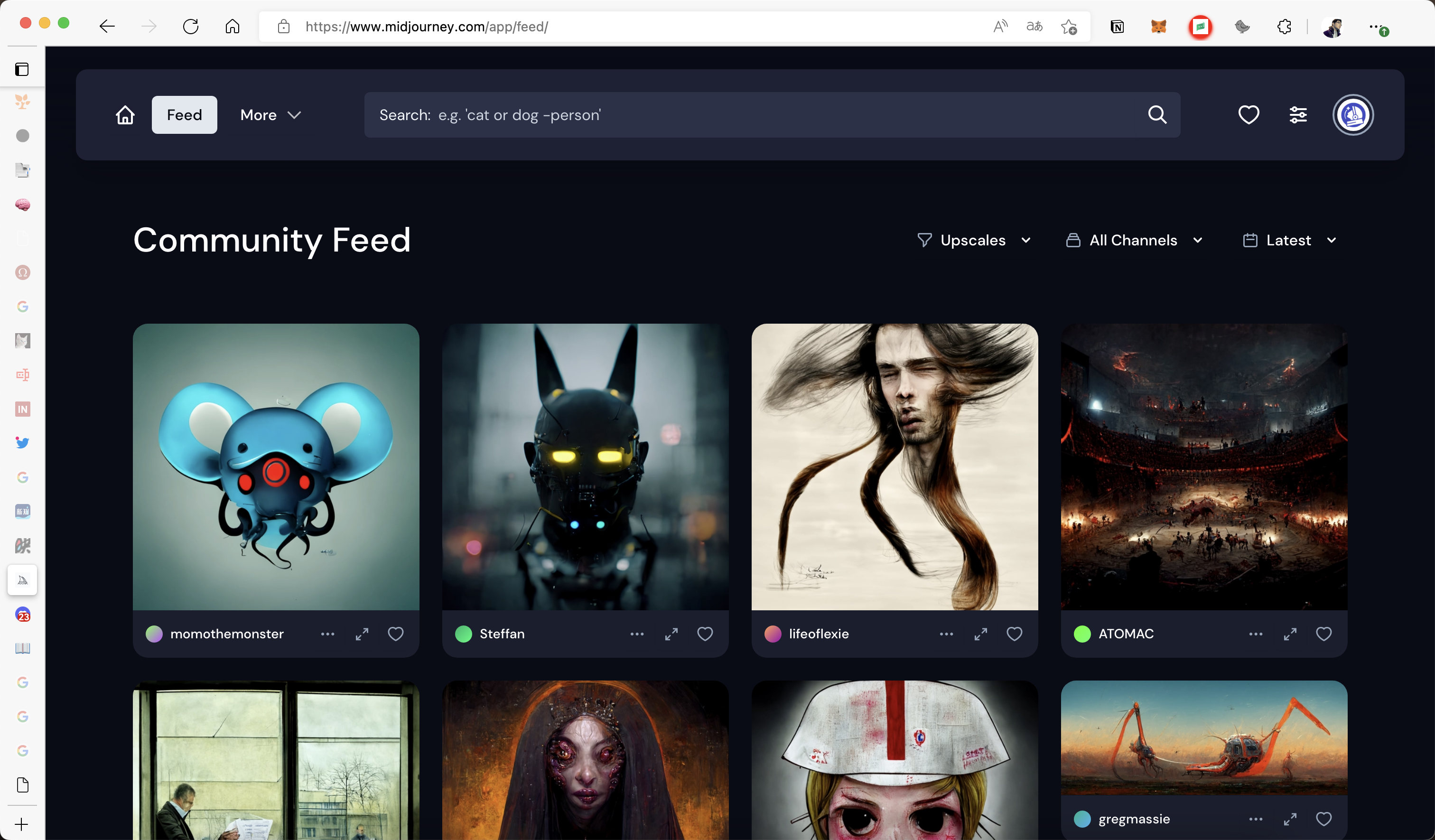 通过接口将 Discord 的内容读取到网站上，可以进行浏览和收藏，以及跳转到对应的内容。