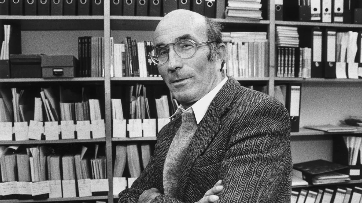 Niklas Luhmann (born on December, 8th 1927, died on November, 6th 1998)